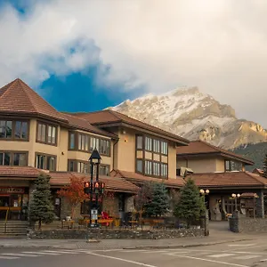 Hotel Elk + Avenue, Banff